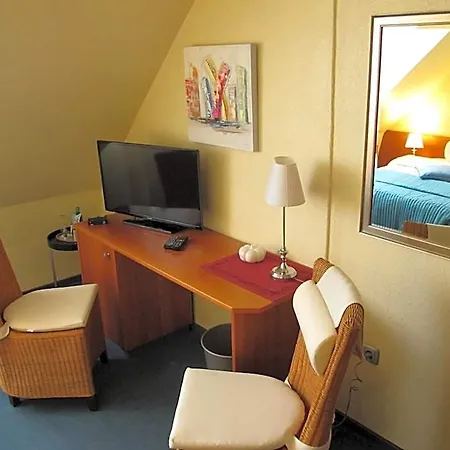 Burghotel Hotel 3*