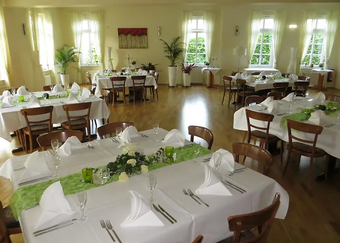 Burghotel 3* Munzenberg